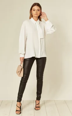 Hot Sale 🛒 HOXTON GAL White Tie Neck Oversize 👕 Shirt ❤️