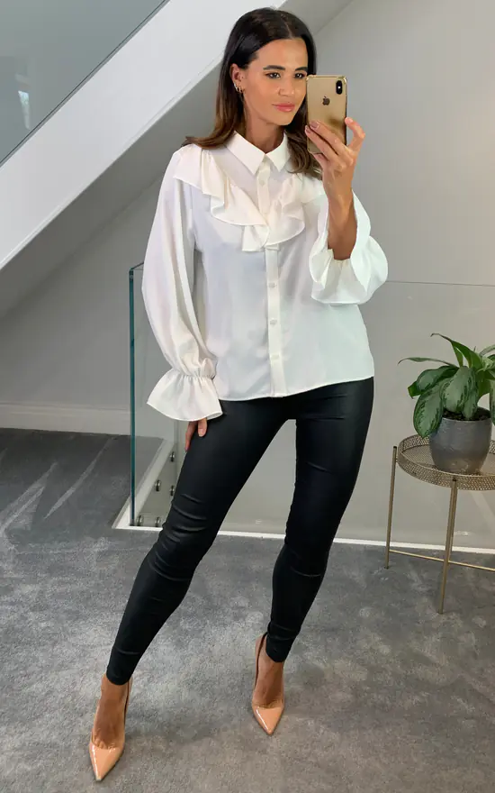 New โ๏ธ HOXTON GAL Ruffle Detailed Front With Ruffle Sleeves ๐ Shirt In White ๐ - Image 3