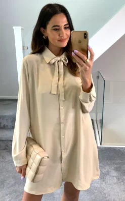 Coupon 🤩 HOXTON GAL Oversized Tie Detailed Tunic 👕 Shirt With Long Sleeves In Beige 🔔
