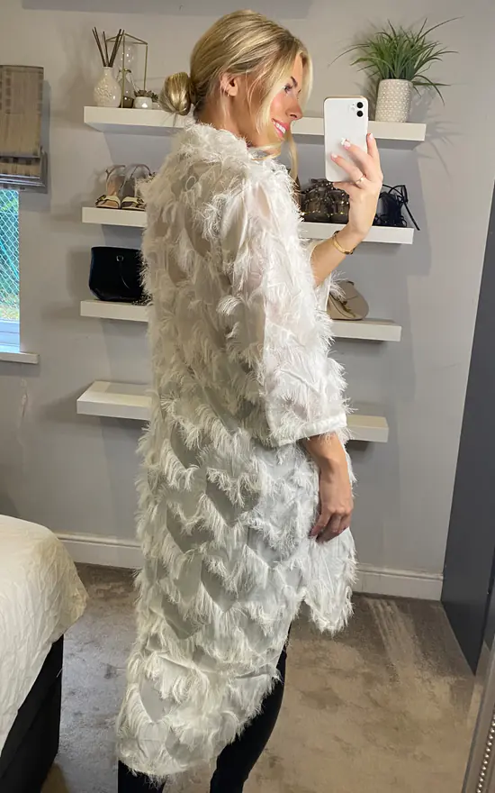 Brand new โจ CY Boutique Oversized White ๐ Shirt ๐ Dress With Feather Tassel Look Embroidery ๐ - Image 4