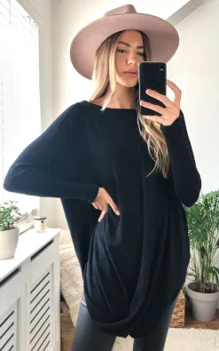 Budget 😀 Love Como Boat Neck Twist Knit In Black 🎉