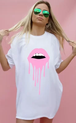 Outlet 🎉 Sade Farrell Pink Drip Lip Tee 🔥