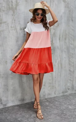 Brand new 🎉 FS Collection Tiered Smock 👗 Dress In White & Red & Pink 💯