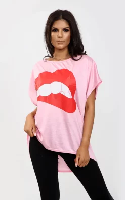 Top 10 ๐ Oops Fashion Harper Lips Graphic Print Oversize Tshirt In Baby Pink ๐งจ