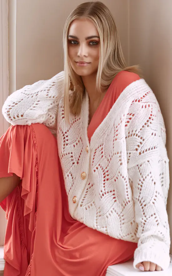 Flash Sale 🥰 Makadamia Cream V Neck Sweater Fastened With Gold Buttons 🛒 - Image 2