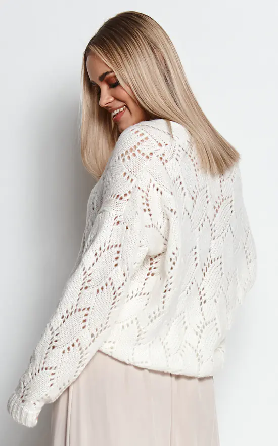 Flash Sale 🥰 Makadamia Cream V Neck Sweater Fastened With Gold Buttons 🛒 - Image 4