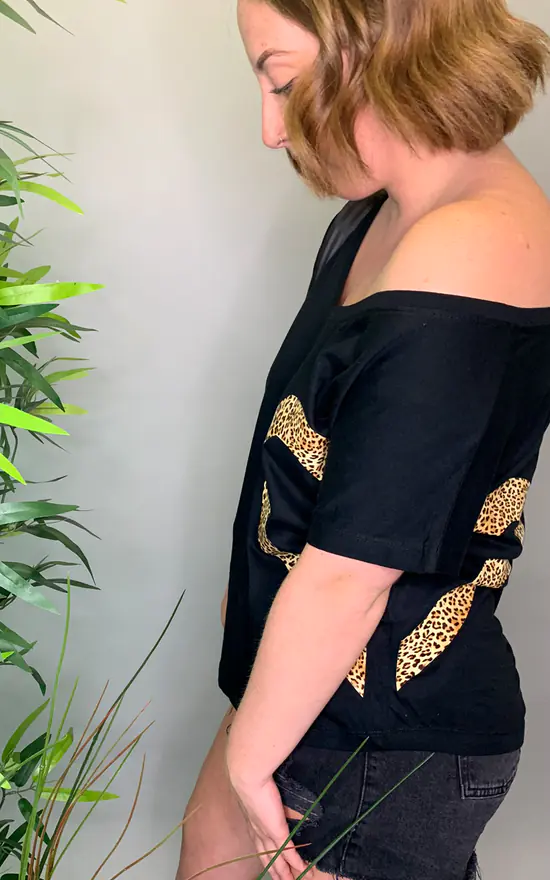 Best reviews of ๐ Save The People Black Oversized T ๐ Shirt With Leopard Print Heart Graphic ๐ฏ - Image 4